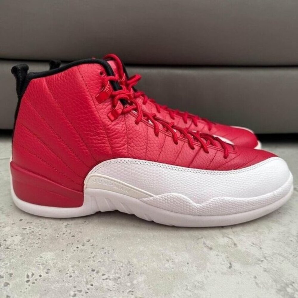 Jordan Retro 12 Sneaker Size 11.5 Men